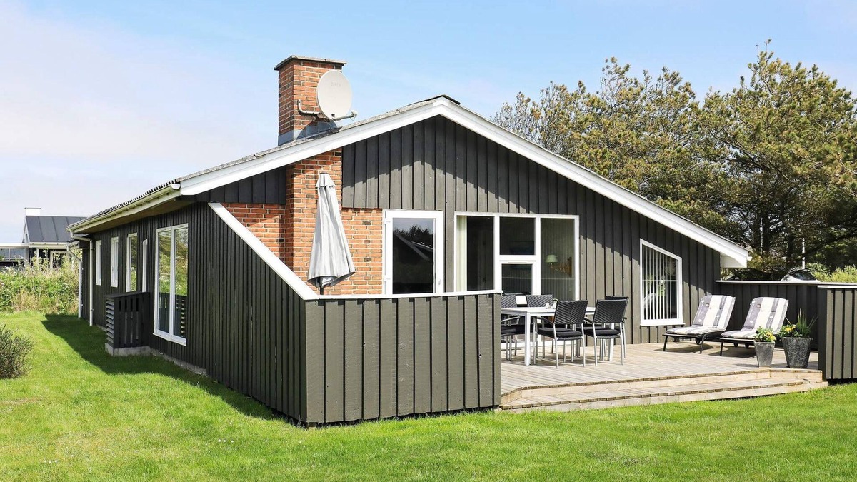 Grønhøj House | 6 person holiday home in Løkken