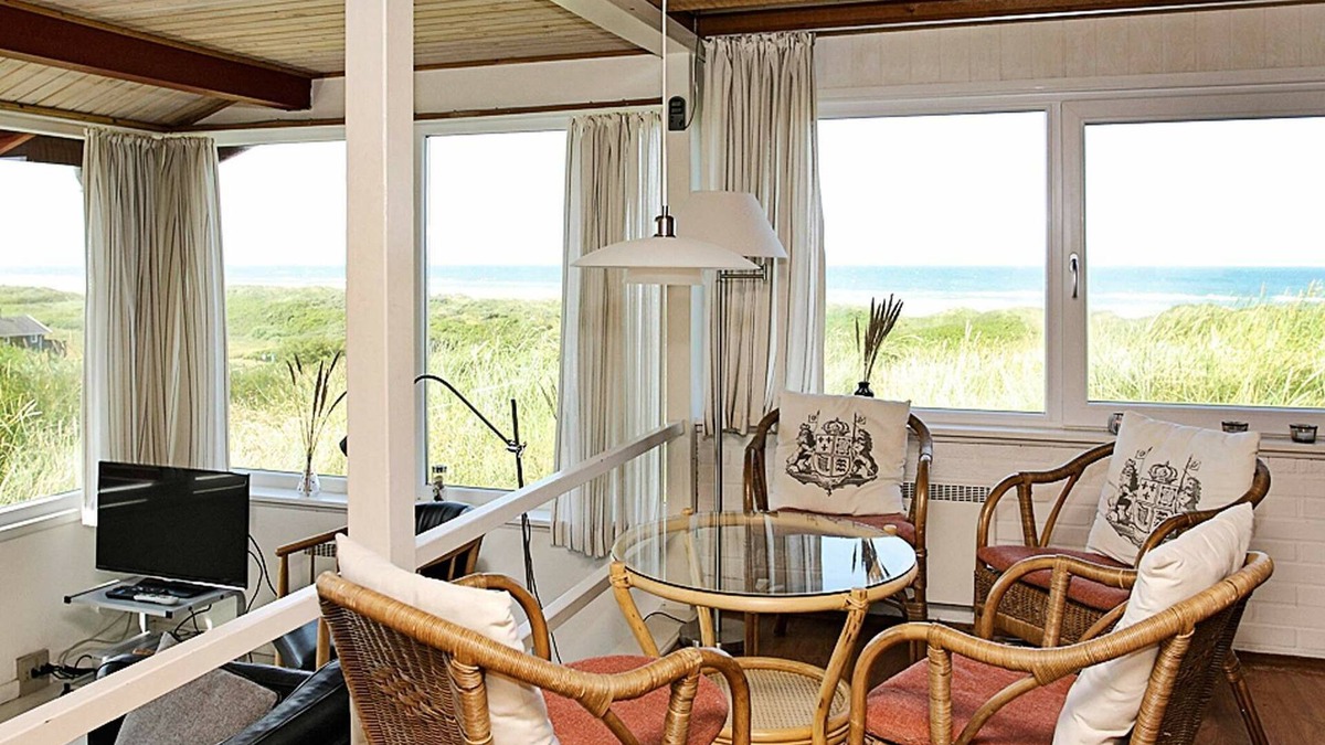 Grønhøj House | 6 person holiday home in Løkken