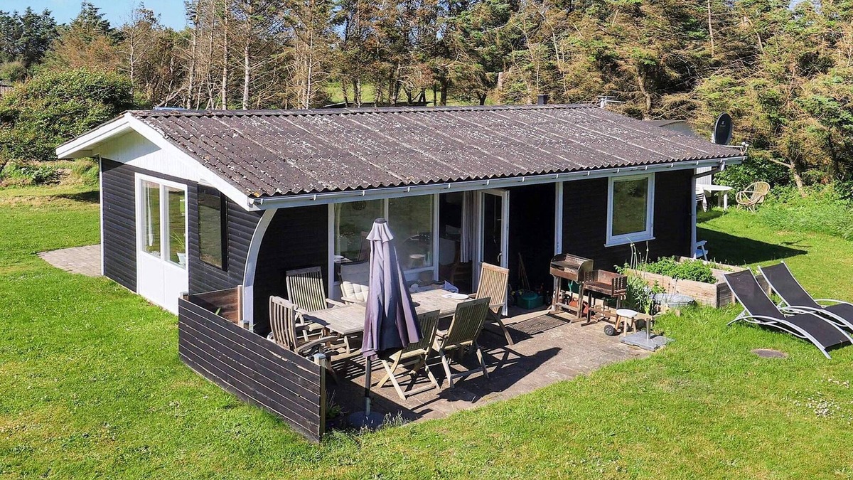 Nørre Lyngby House | 6 person holiday home in Løkken-By Traum
