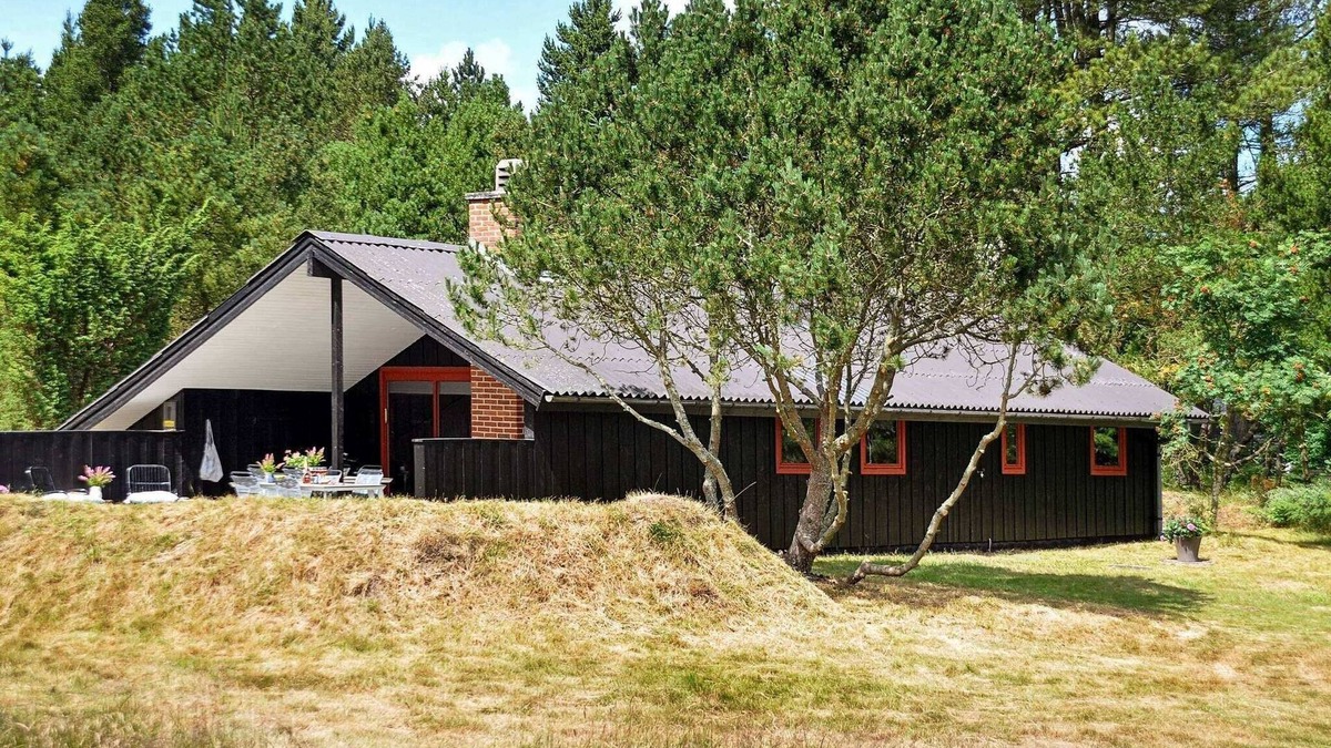 Mosevra House | 6 person holiday home in Oksbøl