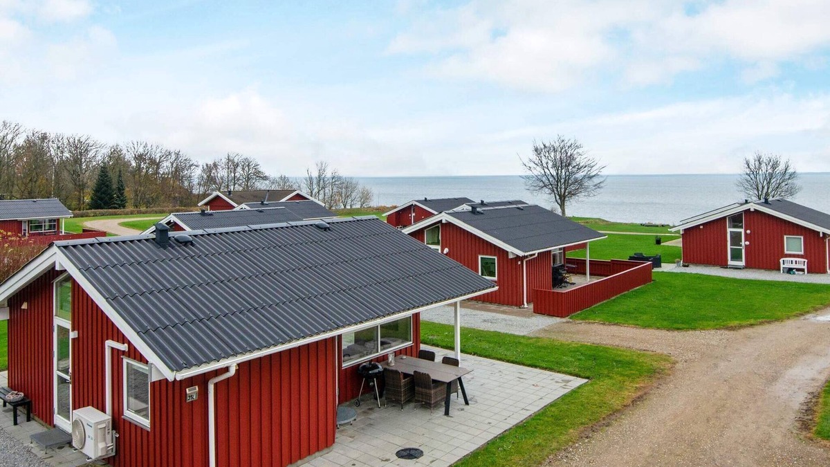 Mommark Strand House | 6 person holiday home in Sydals-By Traum