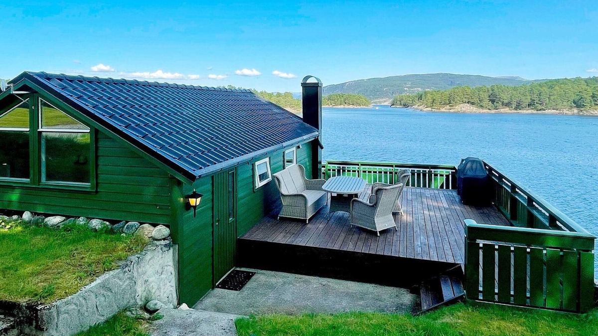 Lindas House | 6 person holiday home in LINDÅS