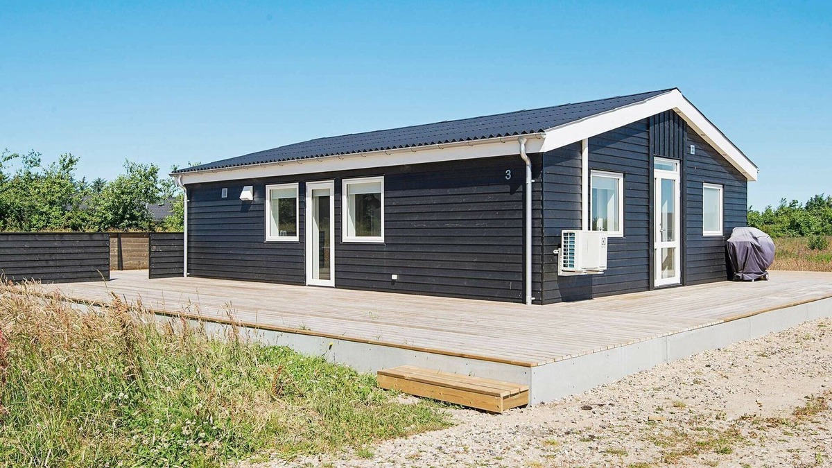 Nørre Lyngby House | 6 person holiday home in Løkken-By Traum