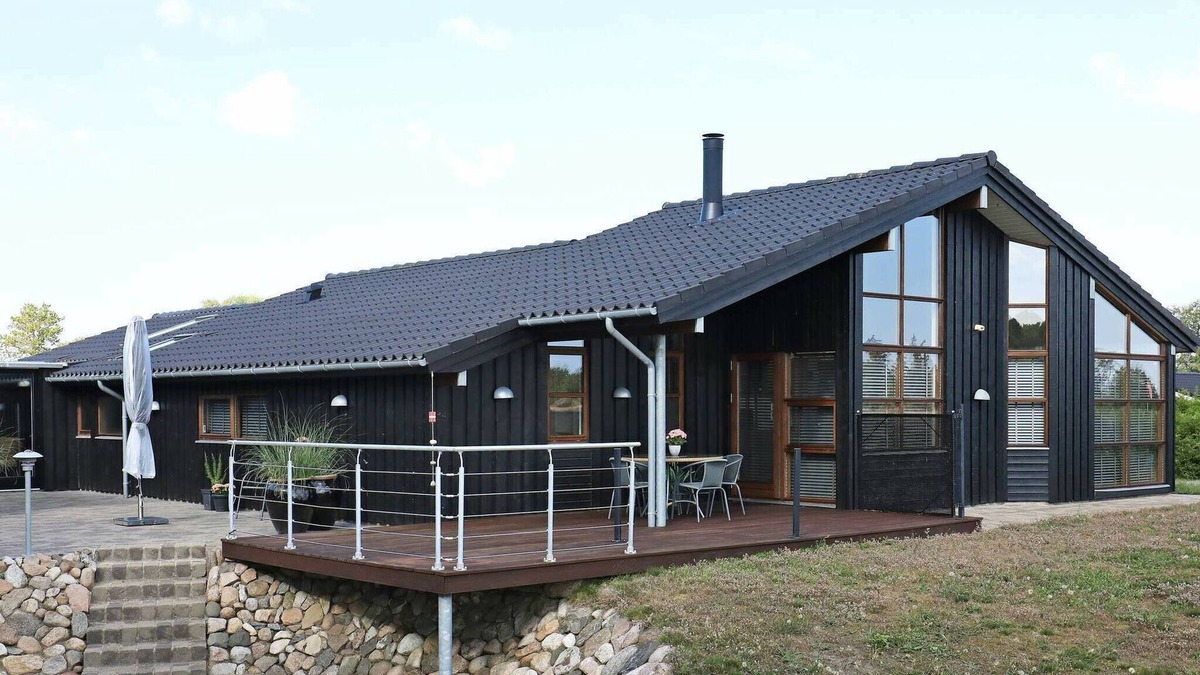 Nordost House | 6 person holiday home in Sæby
