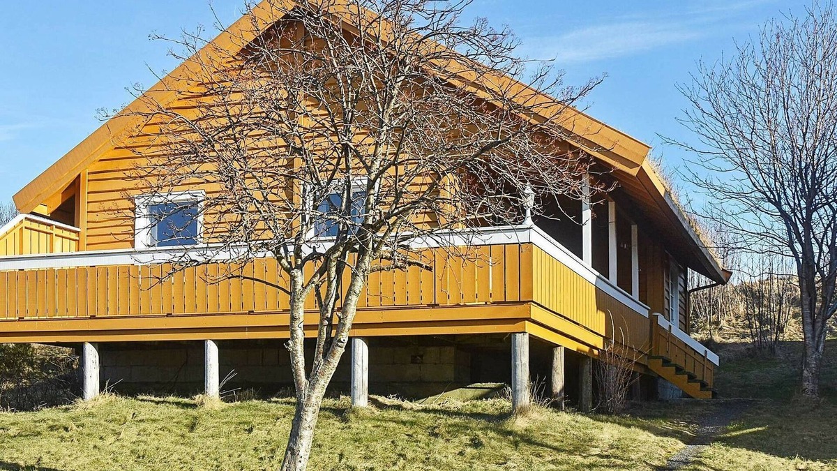 Aukra House | 6 person holiday home in Aukra