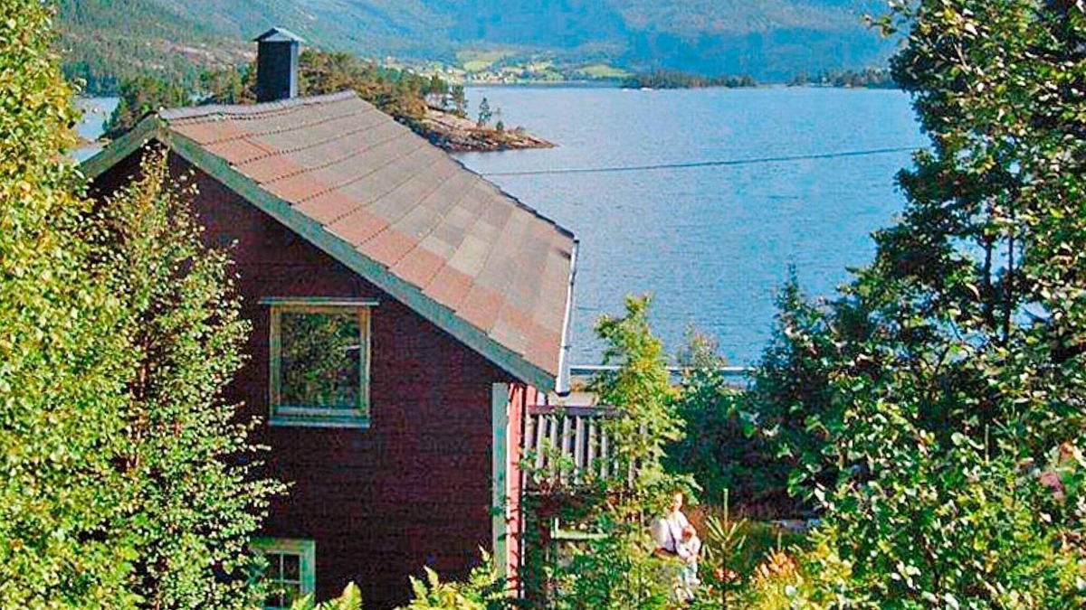 Gloppen House | 6 person holiday home in Hyen