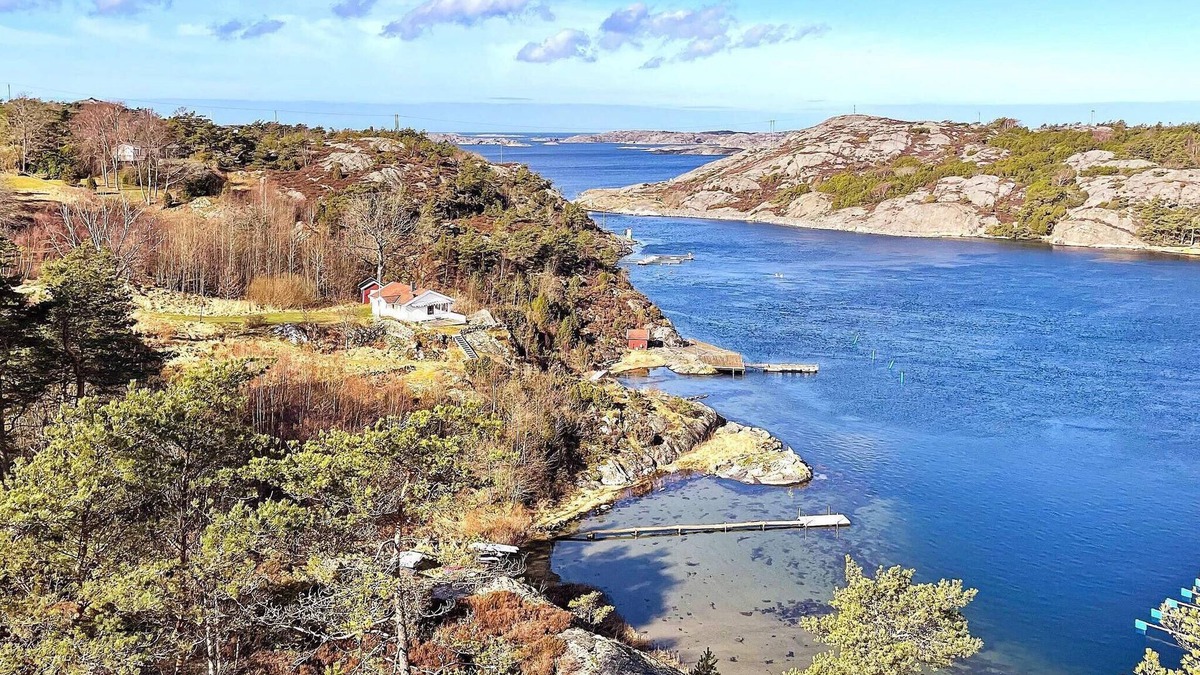 Ellos House | 6 person holiday home in ELLÖS