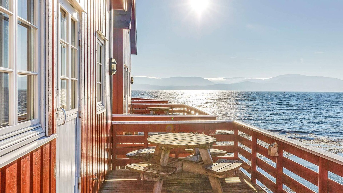 Beian House | 6 person holiday home in Brekstad