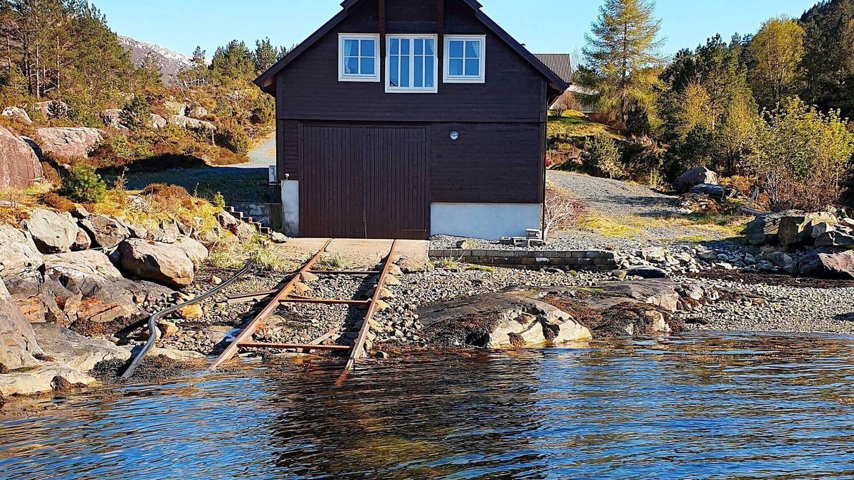 Bremanger House | 6 person holiday home in Svelgen