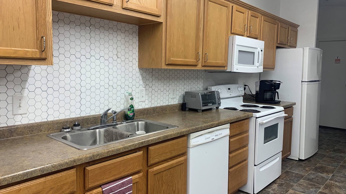 Sioux Lookout Apartment | 6 Plex Rental