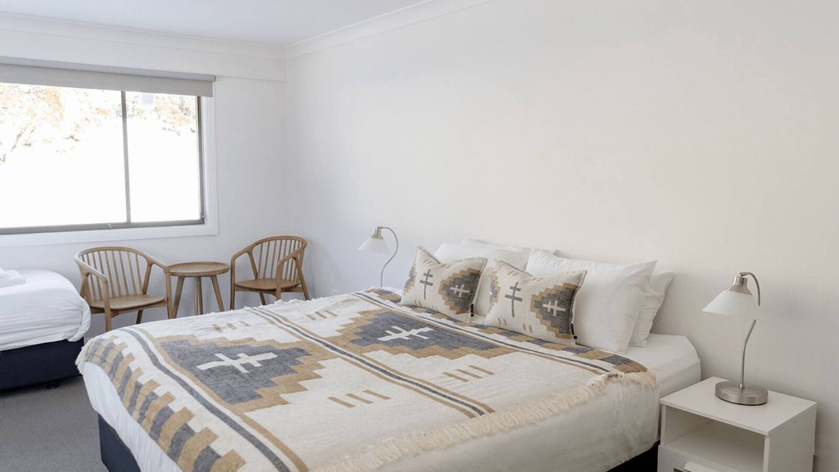 Perisher Valley Hotel | 6 Share - 6 Share 2 Bedroom Suite