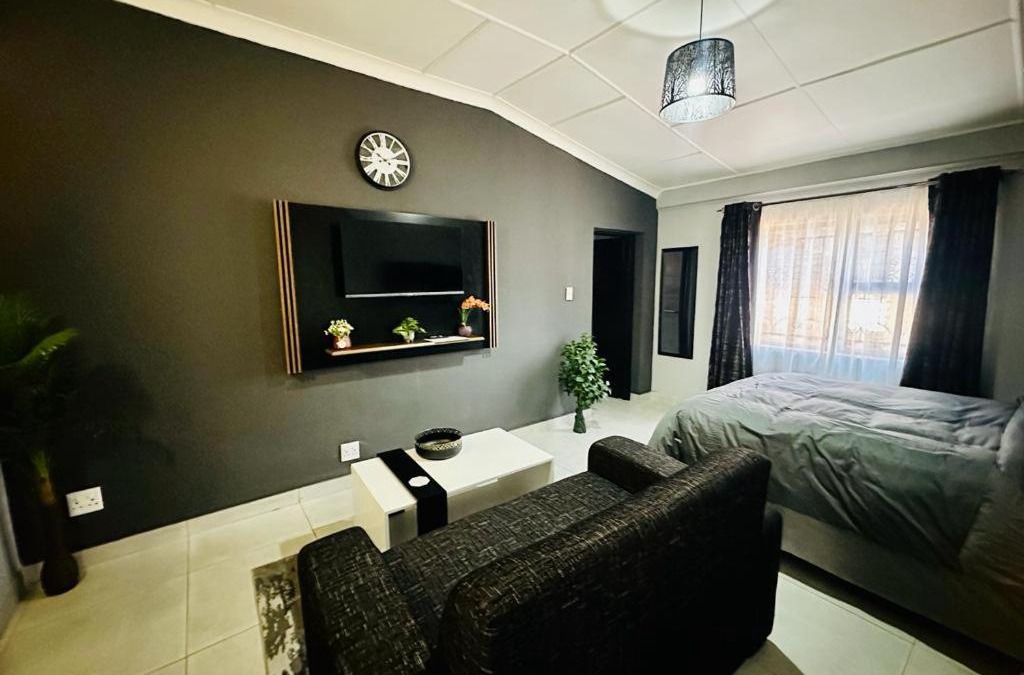Bezuidenhout Valley House | 6 the Curve Unit 16