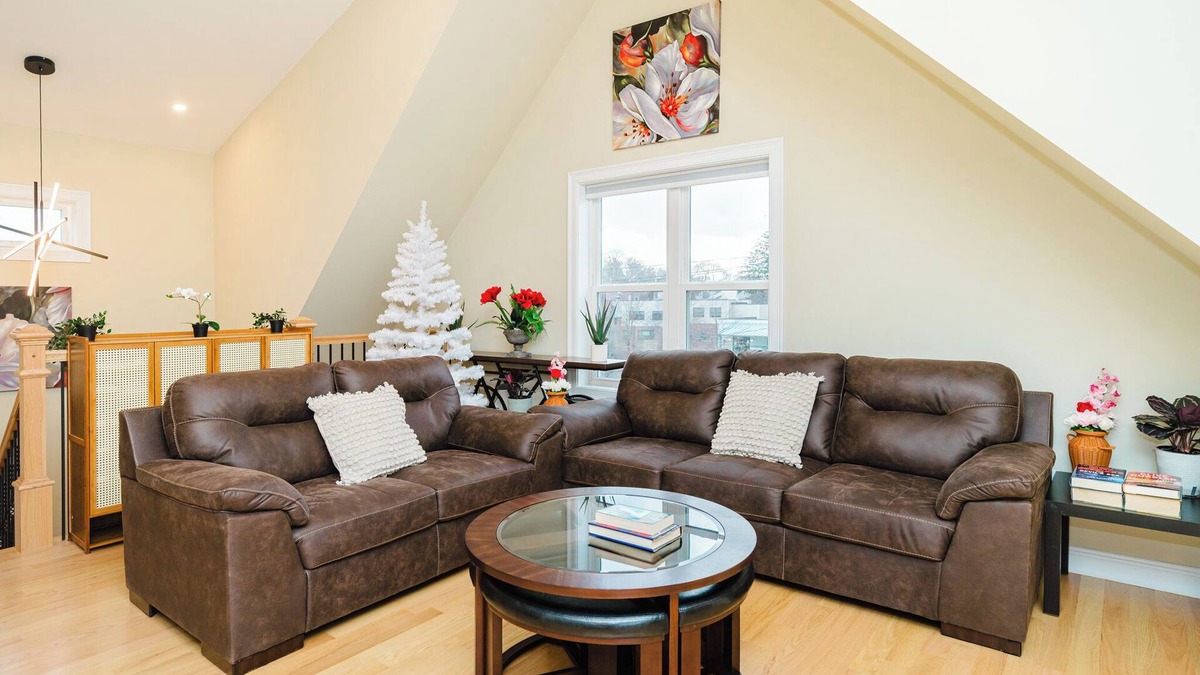 West Codman Hill - West Lower Mills Apartment | 60-3 3BR Boston - Sleek Apartment near Franklin Park