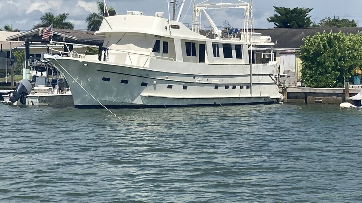 Isles of Capri Boat Rental | 60 Ft Troller “Swiss Lady”