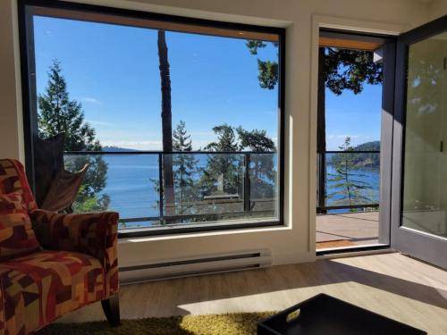 Bowen Island Apartment | 60 m² Apartment ∙ 1 bedroom ∙ 2 guests
