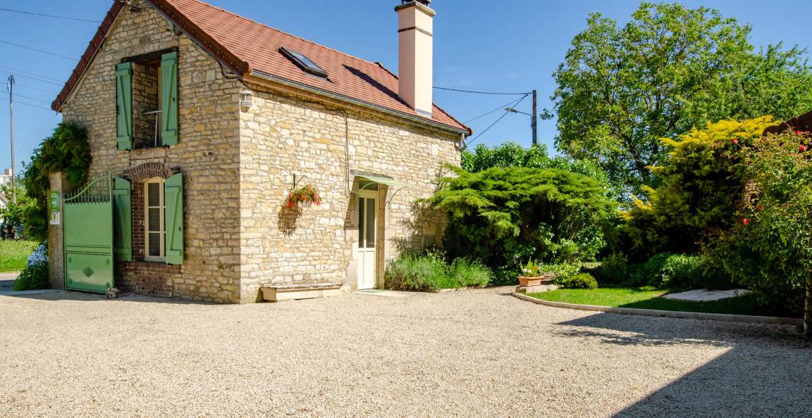 Polisot House | 60 m² Gîte ∙ 1 bedroom ∙ 2 guests