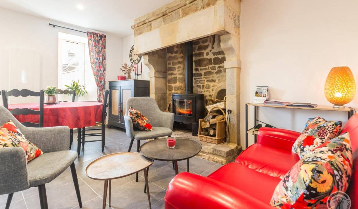 Yvetot-Bocage House | 60 m² Gîte ∙ 2 bedrooms ∙ 4 guests