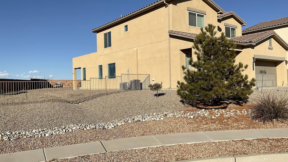 Ranchito House | 60% Off April 1-May31. Beautiful, private, safe house close to casino & golf.