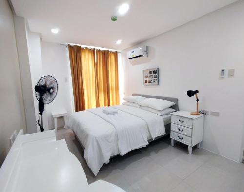 Pallocan Hotel | 602 One Pontefino Tower