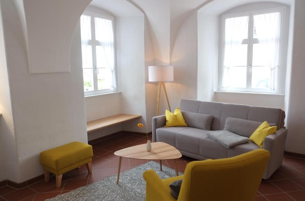 Pielenhofen Apartment | 60qm Wohnung Naabtal im historischen Pfarrhaus Pielenhofen