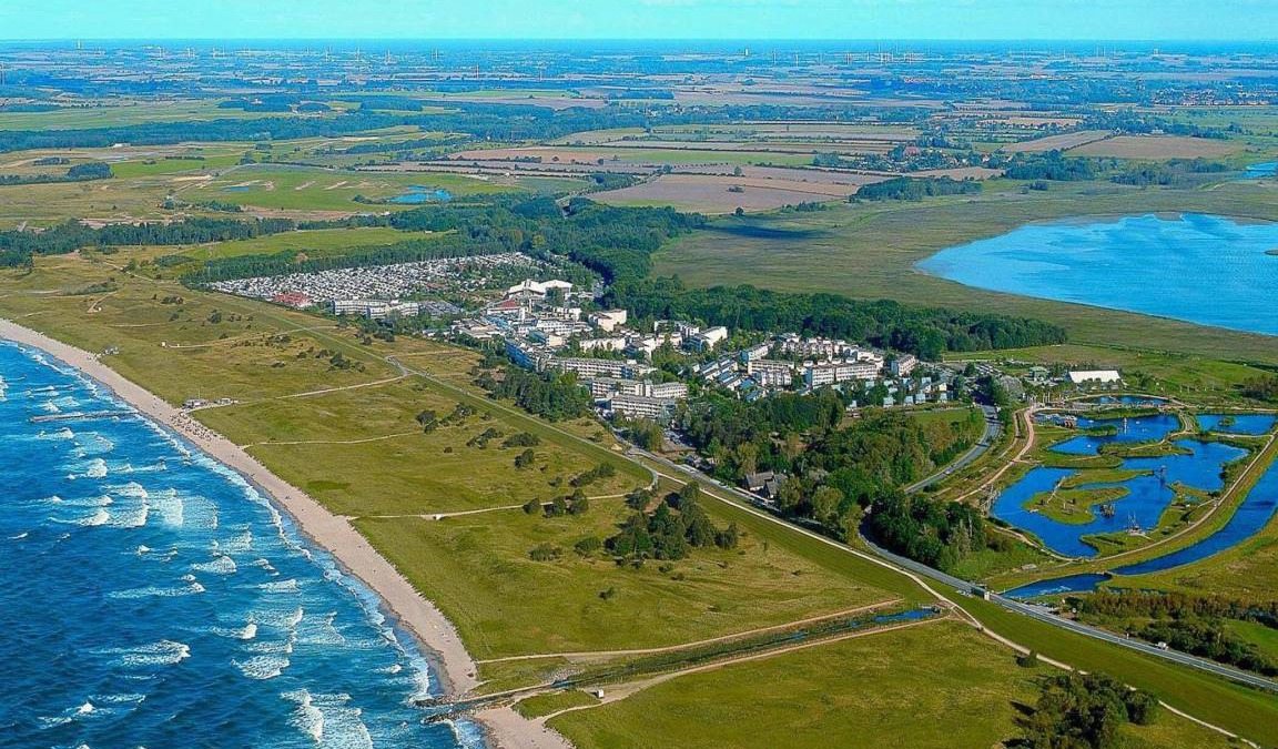 Weissenhaeuser Strand Apartment | 61 m² Apartment ∙ 2 bedrooms ∙ 4 guests