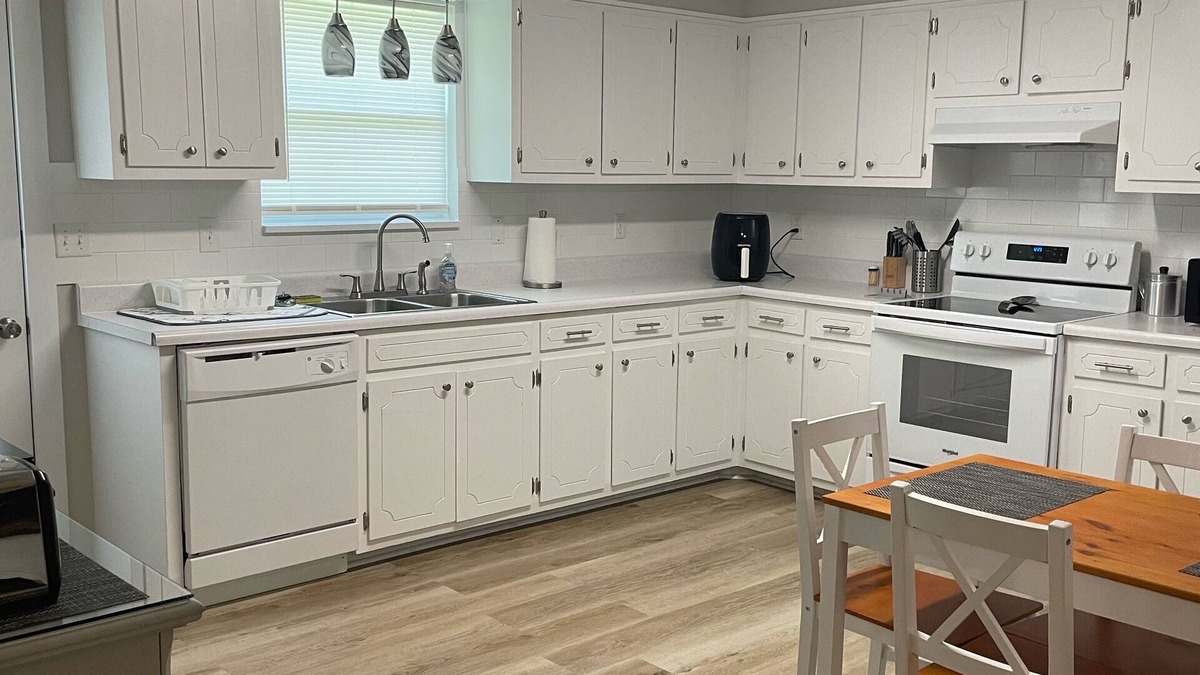 Waycross Apartment | 611- Entire Apartment Minutes from Hospital!