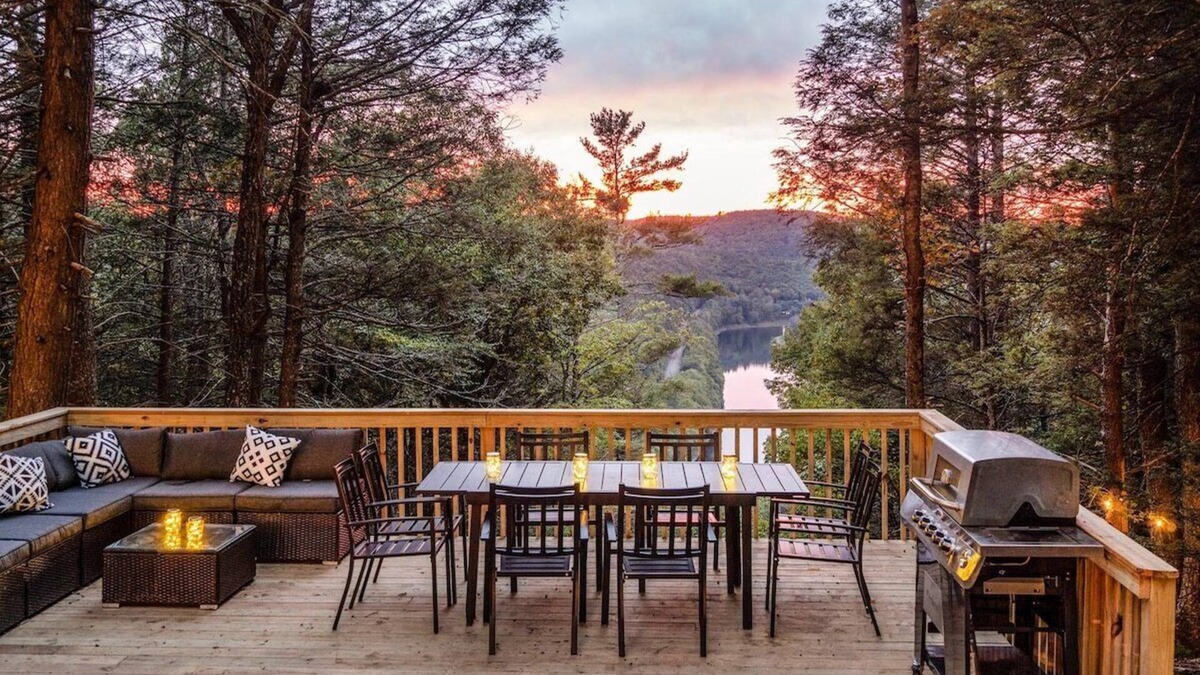 Pond Eddy Cabin | 62 Acre Retreat · Hot Tub · Sauna · Rivers Ledge