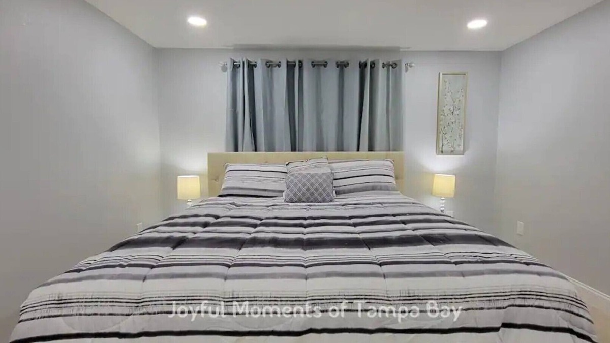 Town N County Park Apartment | #62 @Fountain 2 bedroom guest home Joyful Mome