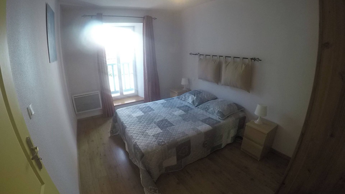 Ax-les-Thermes Apartment | 64m2 T3 Centre Village D'ax les Thermes