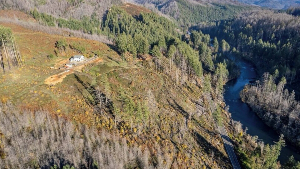 Vida Other | 65 acres of privacy with river and BLM access