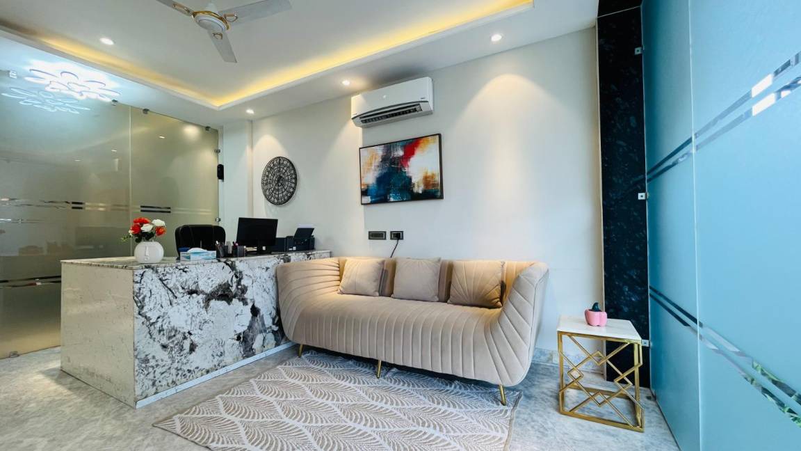 Sector 14 Hotel | 65 m² Hotel ∙ 2 guests
