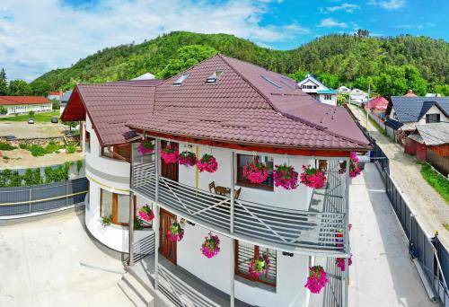 Tirgu Neamt Apartment | 65 m² Serviced apartment ∙ 2 bedrooms ∙ 5 guests