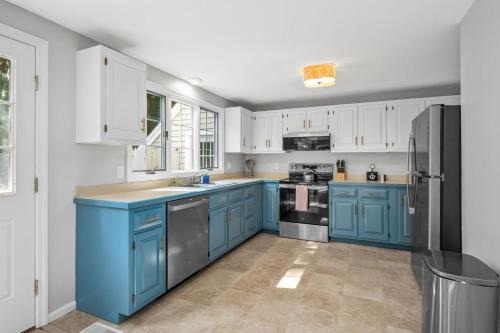 Hopewell Junction House | 65 Wianno Circle Osterville - On Cape Time
