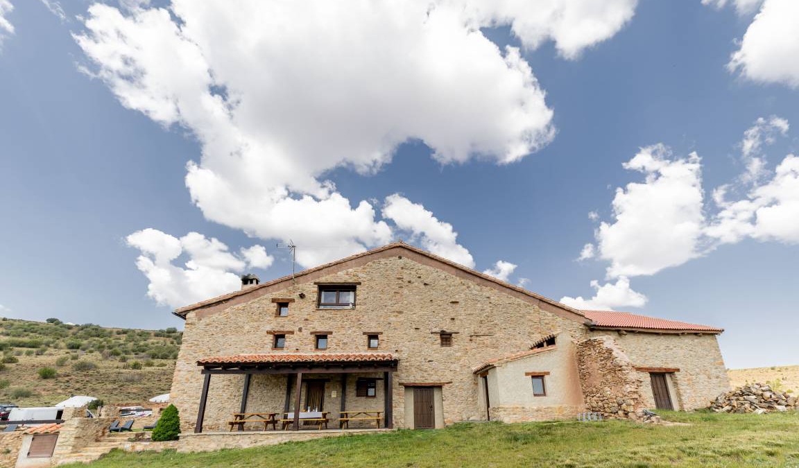 Allepuz House | 650 m² House ∙ 4 bedrooms ∙ 10 guests