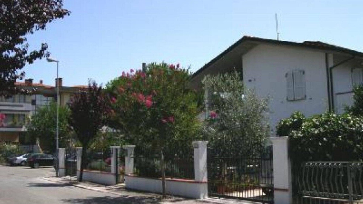 San Mauro a Mare Villa | 65sqm ground floor apartment