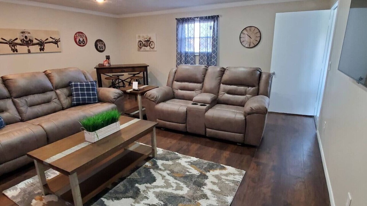 Otterbien Home House | 6681 Cincinnati Dayton · ✪ Pet Friendly Home ✪ Fenced in Yard ✪ Renovated ✪