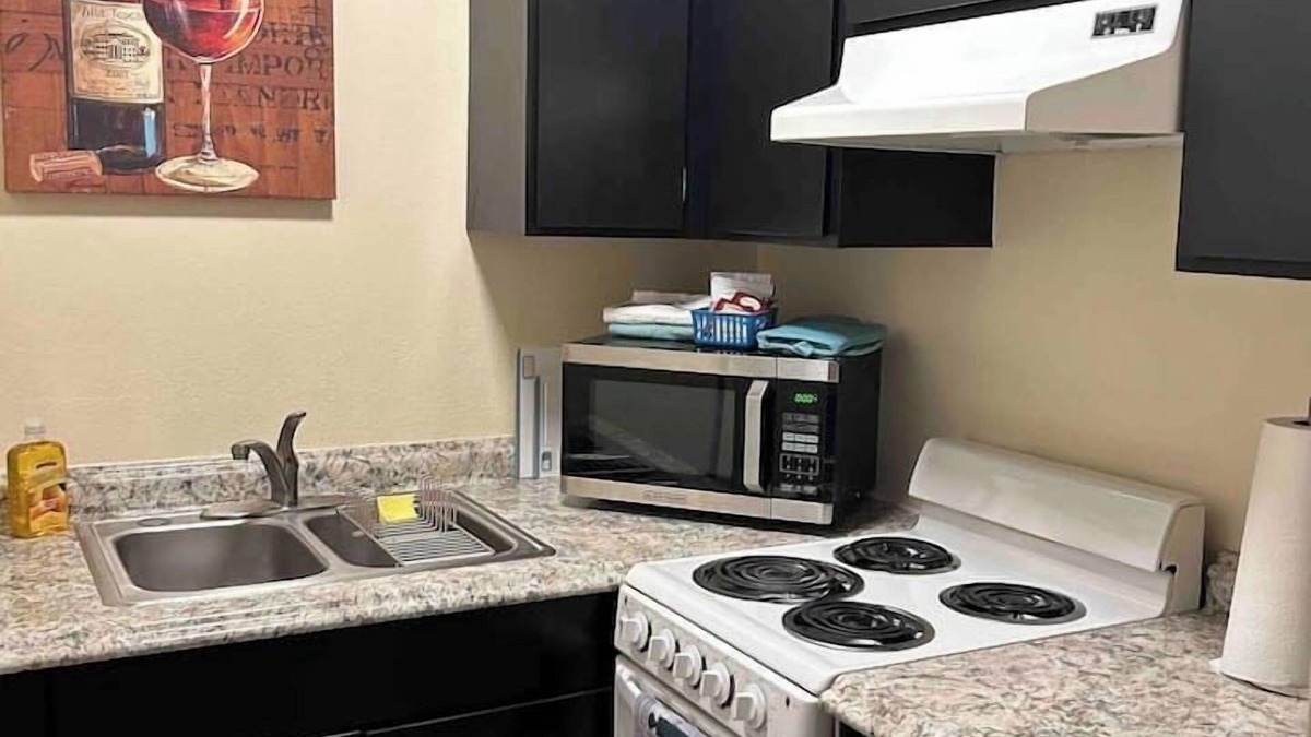 Eugene Apartment | 6B - Comfy Studio near U of O and Downtown