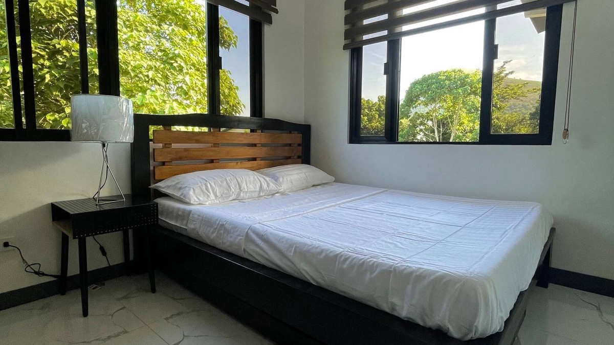 Coron House | ✔6BDR HOUSE ✔FOR FAMILIES ✔COUPLES ✔GROUP OF FREINDS ✔QUIET ✔SECURED