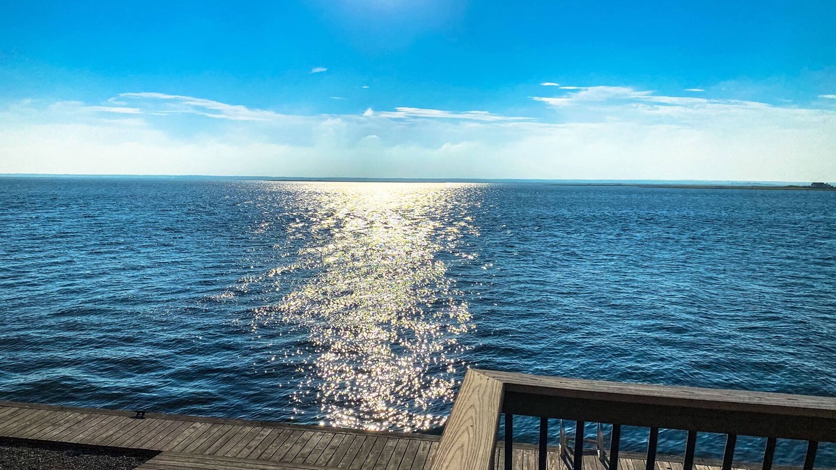 Harvey Cedars House | 6bdrm Unobstructed Bay Front Views Minutes from the Beach