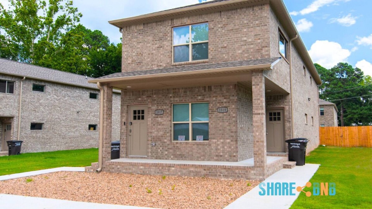 Jacksonville House | 6BR/4BA Duplex Perfect for Work Trips & Teams