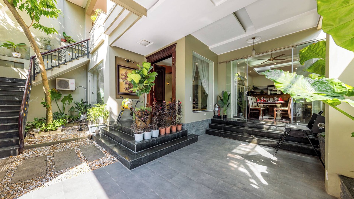 Yen Phu Villa | 6BR sun kissed ANAMOI VILLA near West Lake/Jaccuzzi