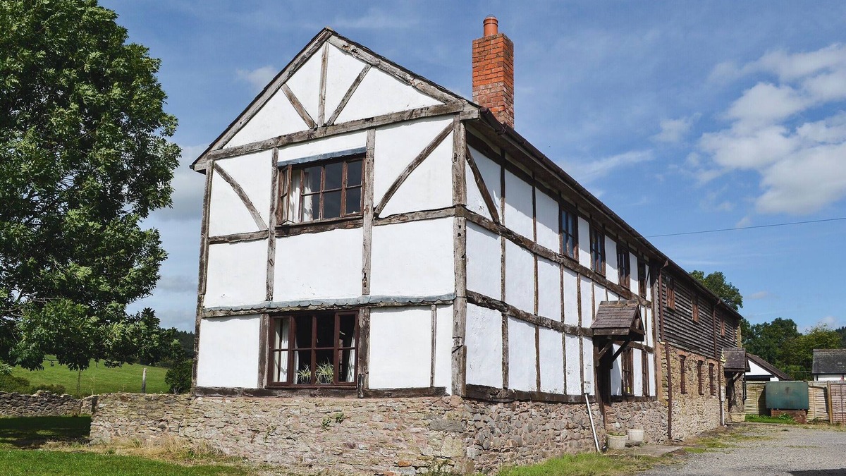 Acton Scott Cottage | 7 bedroom accommodation in Lower Dinchope