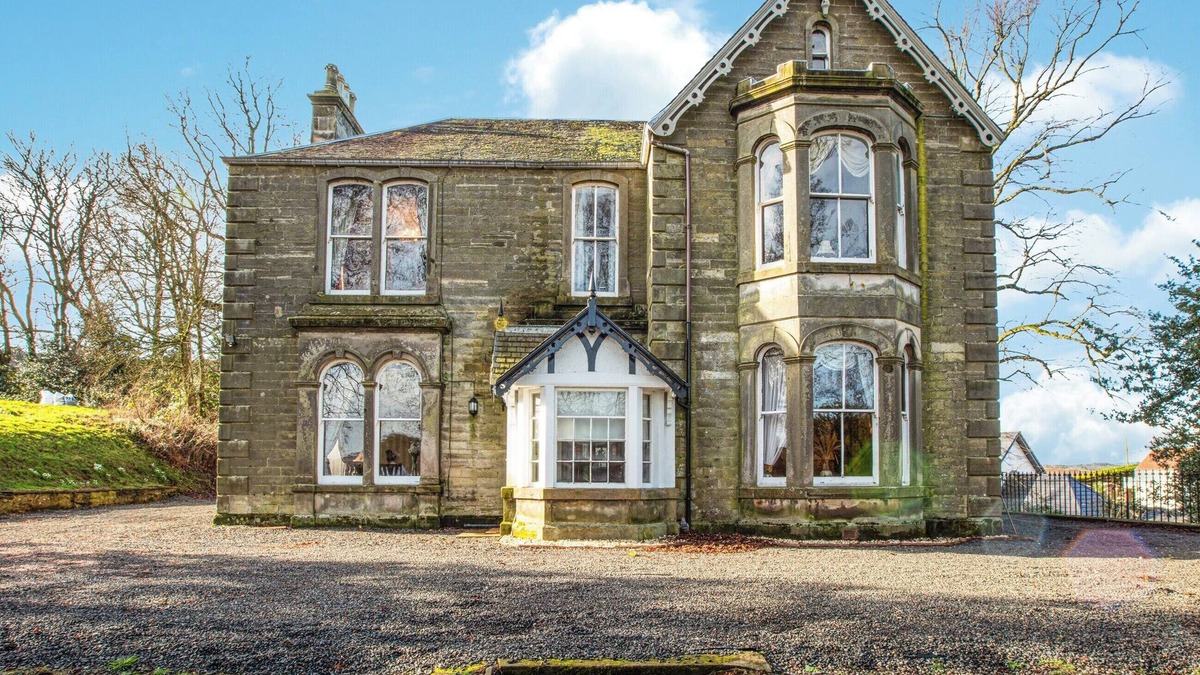 Cupar Cottage | 7 bedroom accommodation in St Andrews