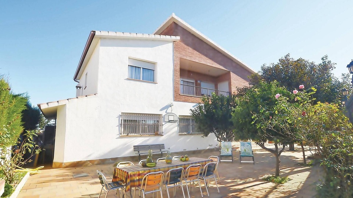 Santa Susanna House | 7 bedroom lovely home in Santa Susanna