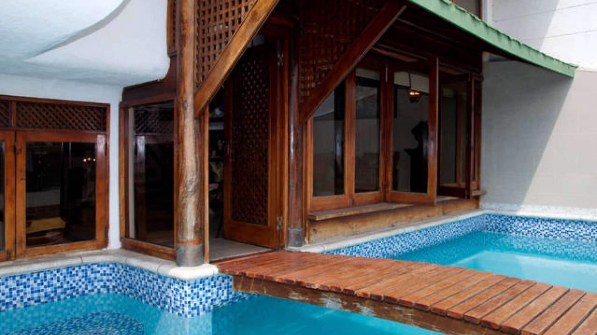 Castillogrande House | 7 Bedroom Mansion in Bocagrande