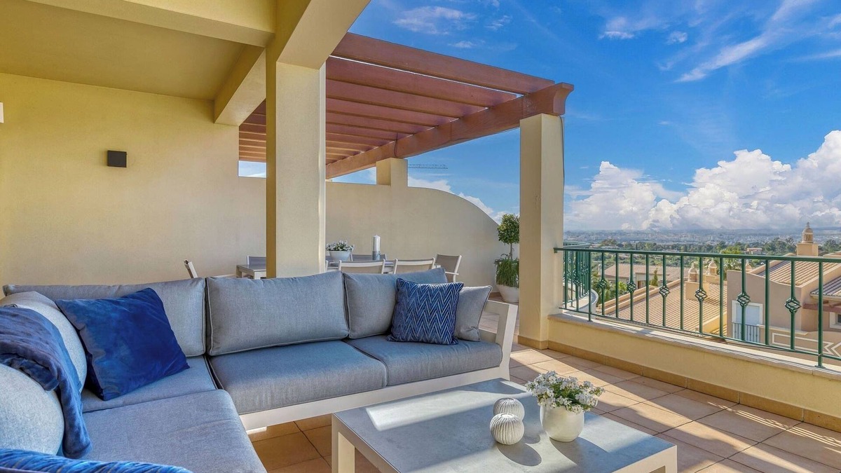 Estombar Ski Chalet | 7 Boa nova Immaculately Presented Townhouse with incredible views!