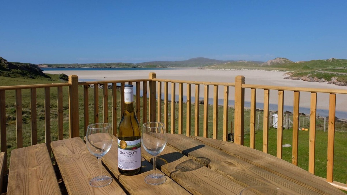 Ardroil Cottage | 7 CARNISH, family friendly, with a garden in Uig Isle Of Lewis
