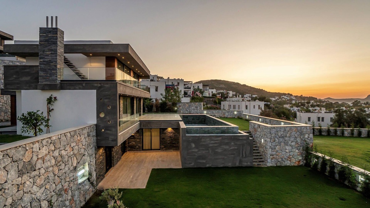 Yalikavak Villa | 7 Deluxe - A Seductive Blend Of Style And Serenity