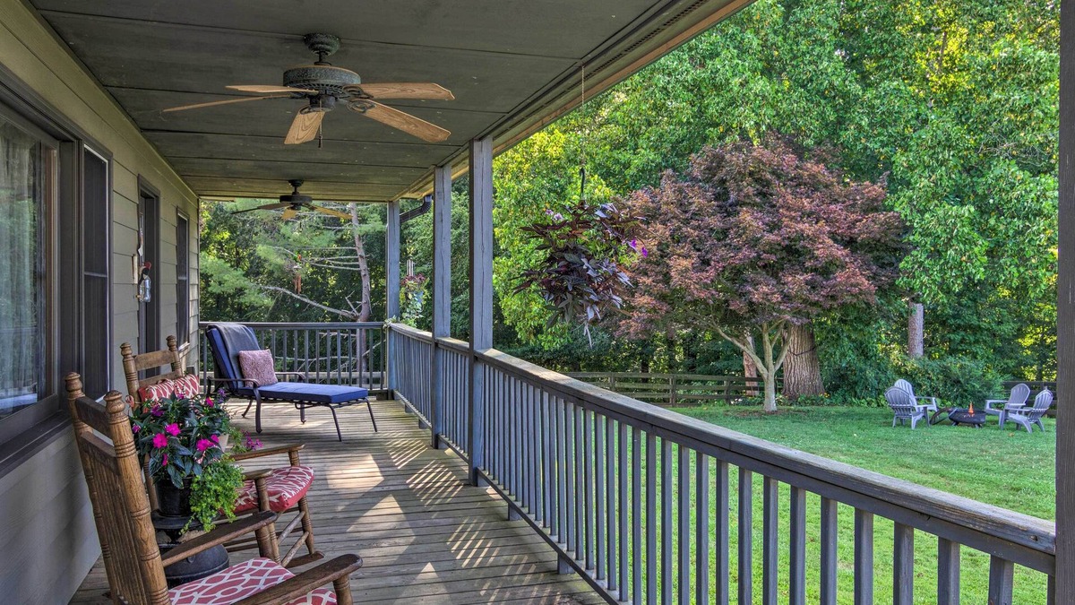 Morganton Cottage | 7 Mi to Downtown Morganton: Cabin w/Fire Pit!