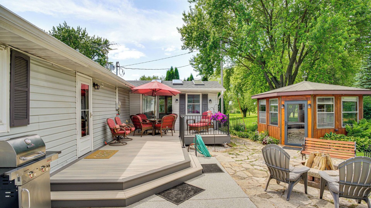 Pickett House | 7 Mi to Eldorado Marsh: Family Home w/Pool